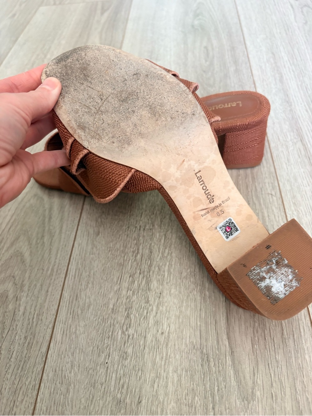 Larroude Brigitte Ruffle Mule in Caramel Raffia Size 8.5 - Picture 4 of 4